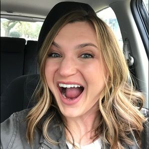 Meet your Posher, Blaire